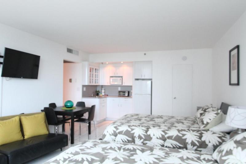 Studio Apartment image 2