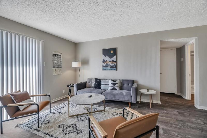 Apartment image 2