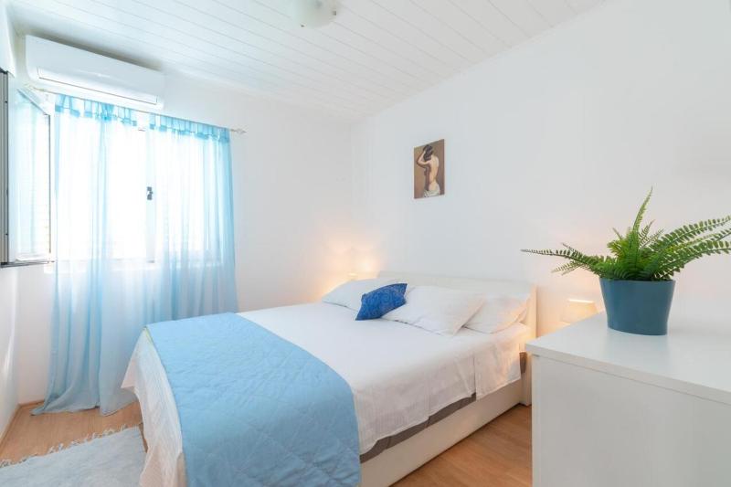 Five-Bedroom Holiday Home image 2