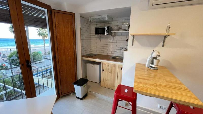 villasun beach studio - image 11