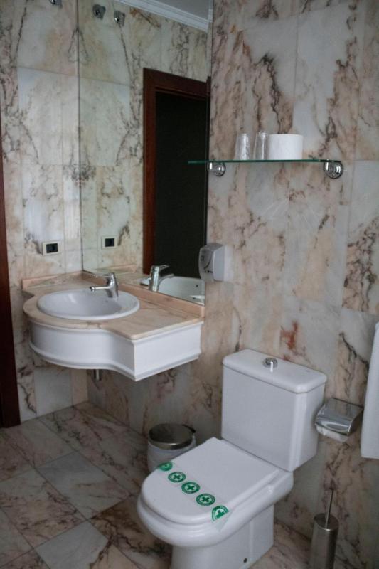 Superior Double Room image 4