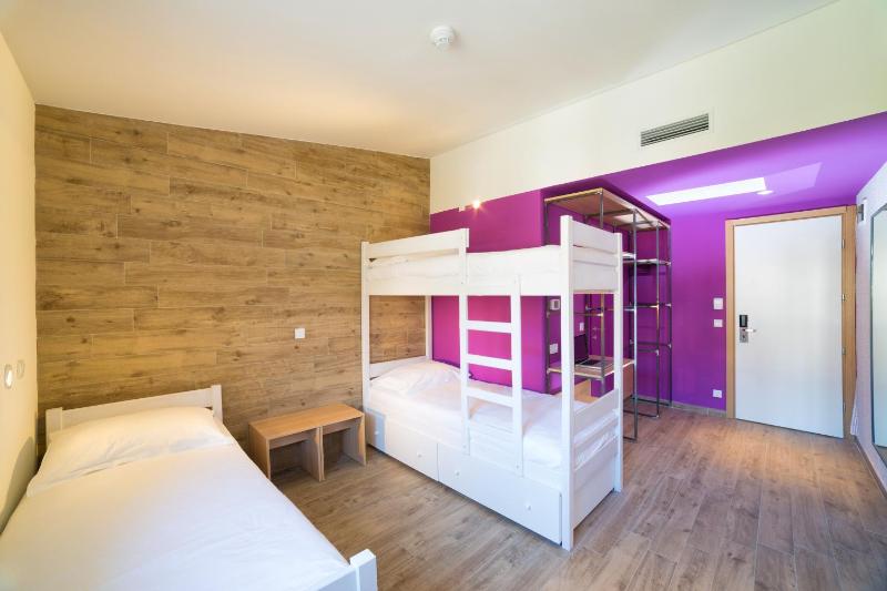 Triple Room with Sea View image 4
