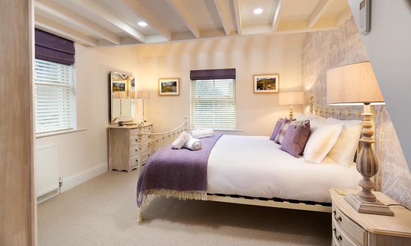 Crow Cottage - image 9
