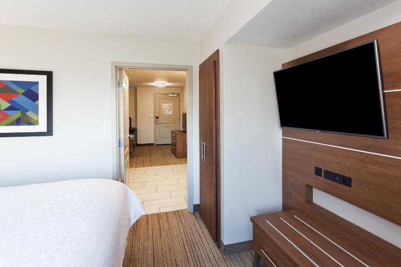 King Suite with Sofa Bed image 1