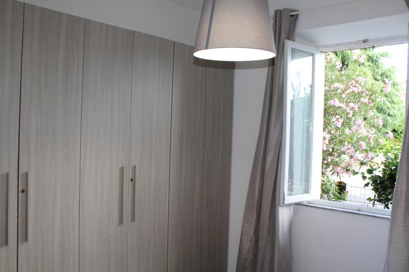 Double Room image 3