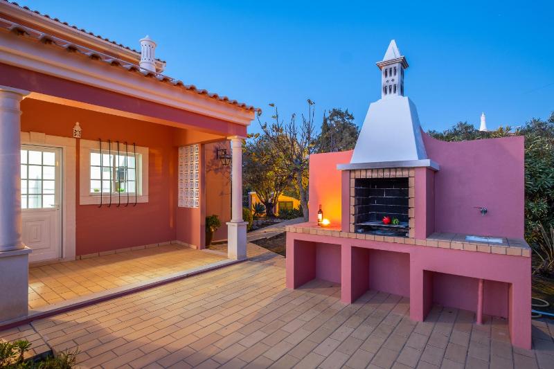 Villa Sunrise - com piscina privada e BBQ em Carvoeiro - image 29