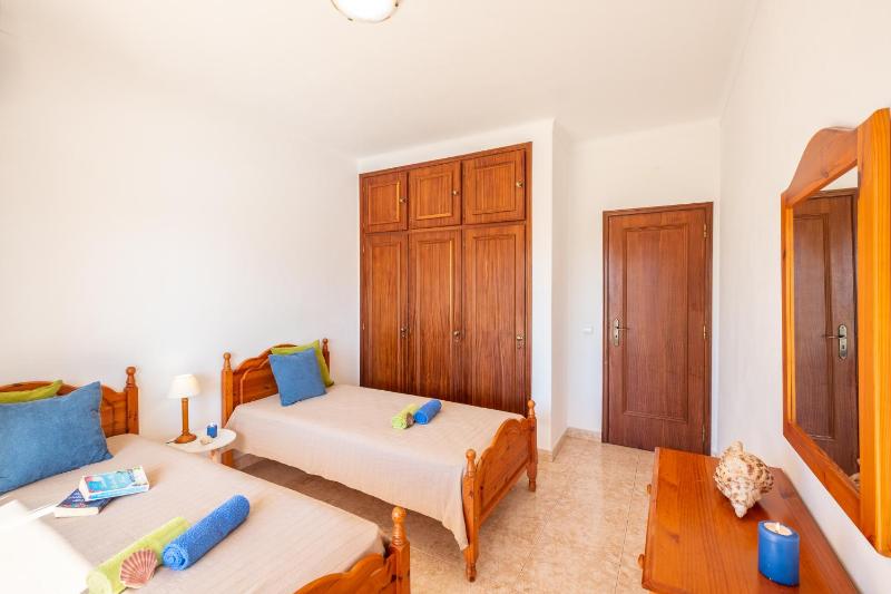 Villa Sunrise - com piscina privada e BBQ em Carvoeiro - image 36