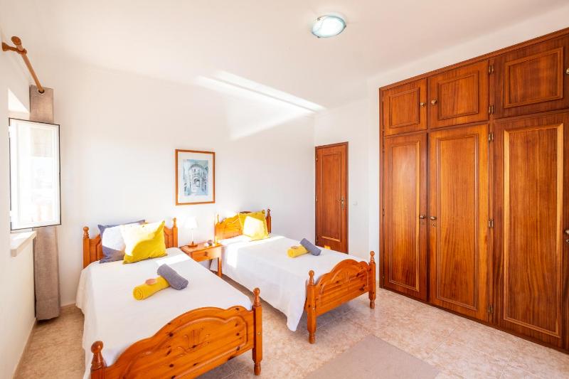 Villa Sunrise - com piscina privada e BBQ em Carvoeiro - image 33