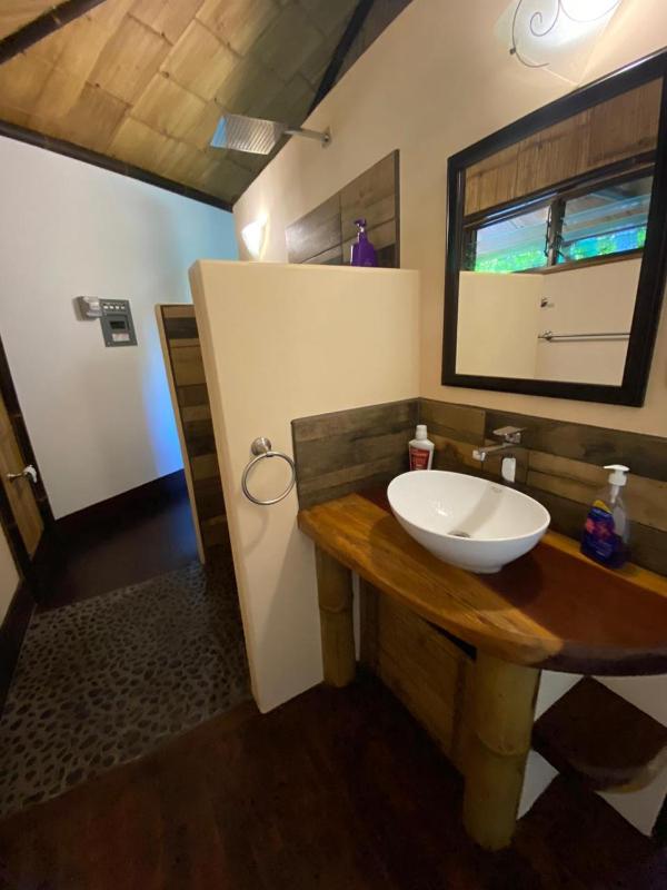 TREEHOUSE PILON PAVONES - image 9