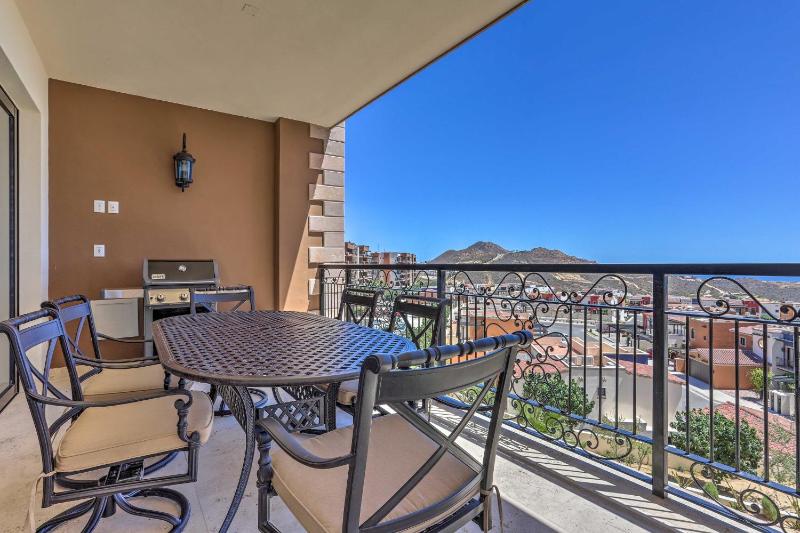 Golf Resort Condo w/ Ocean Views at Cabo Quivira - image 11