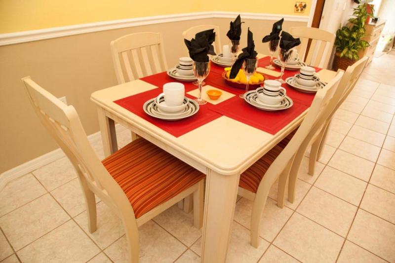Four-Bedroom Holiday Home image 3