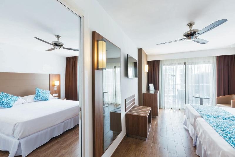 Hotel Riu Bravo - 0'0 All Inclusive - image 2