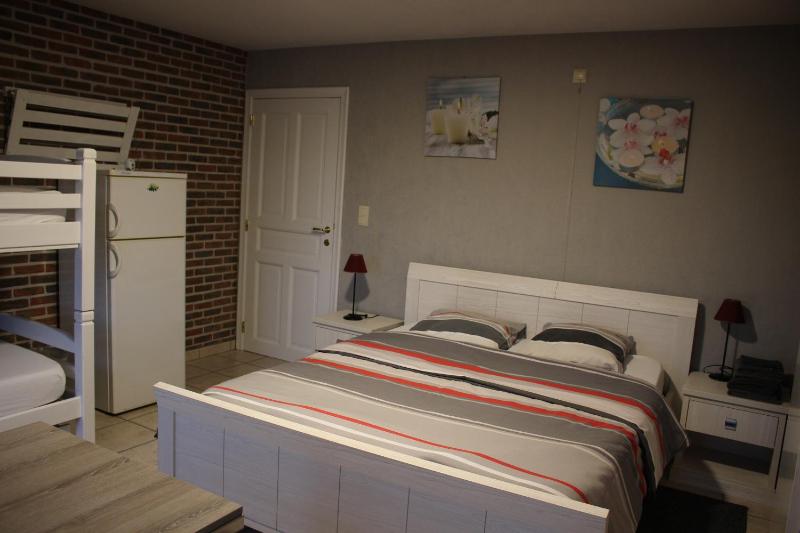 Quadruple Room image 1