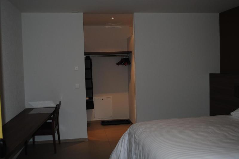 Double Room image 2