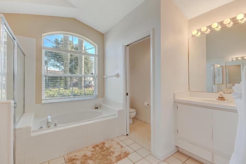 Three-Bedroom Villa image 2