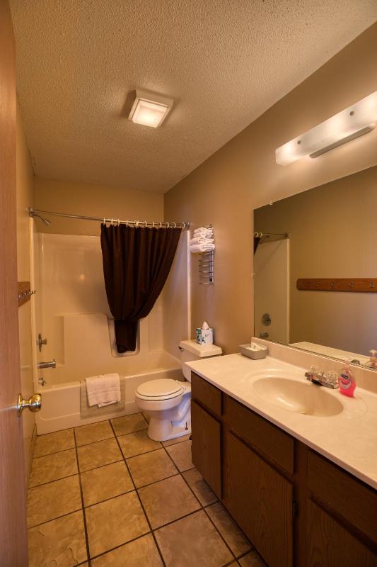 Three-Bedroom House image 2