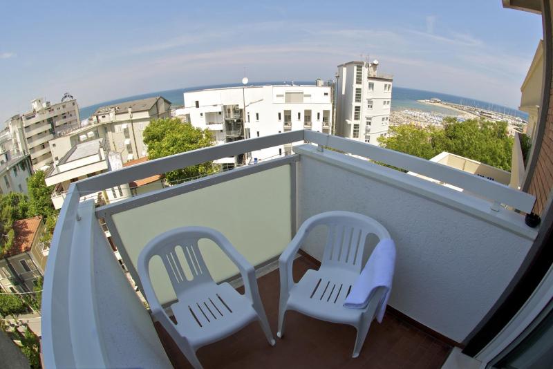 Double or Twin Room with Pool View image 2
