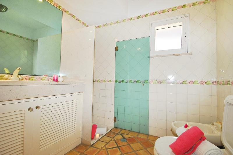 Villa Bogota - Moradia acolhedora com piscina aquecível e BBQ - image 20
