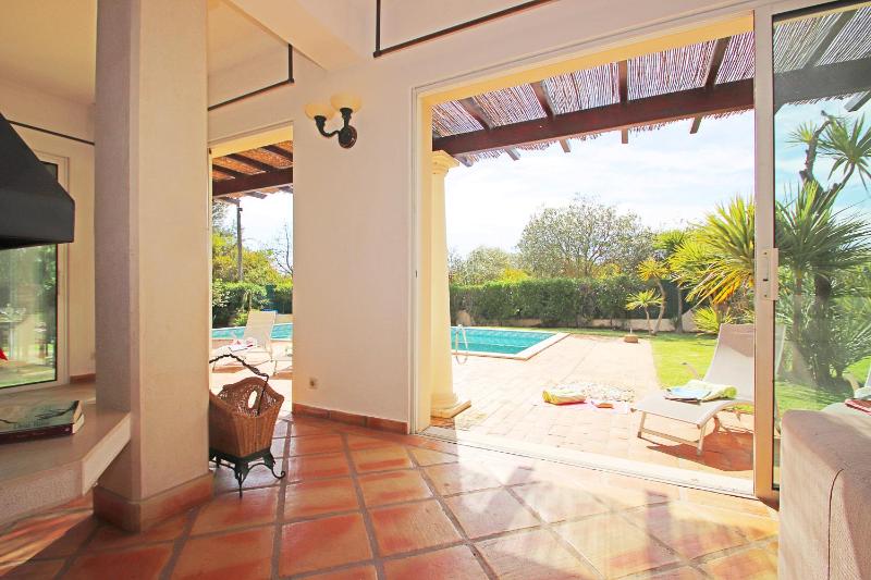 Villa Bogota - Moradia acolhedora com piscina aquecível e BBQ - image 16