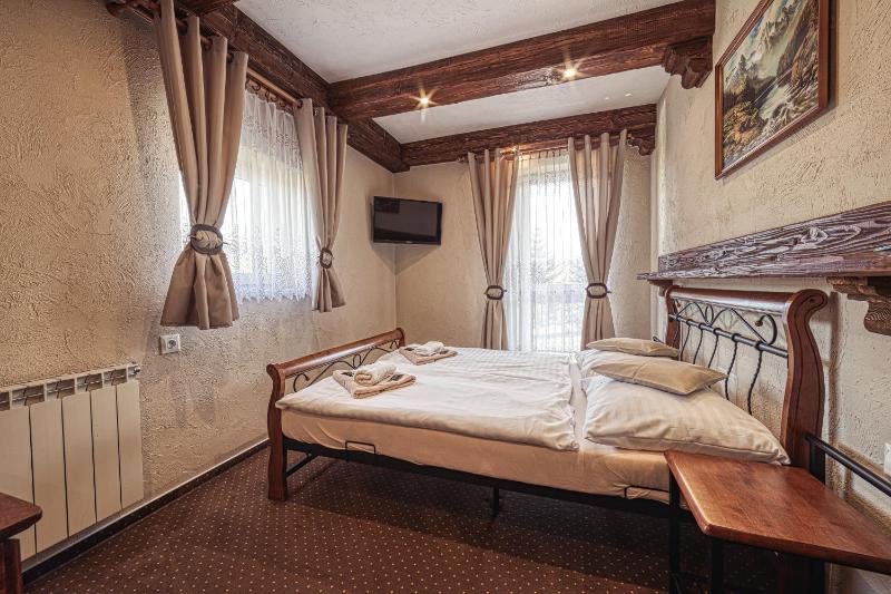 Two-Bedroom Apartment with Balcony image 1