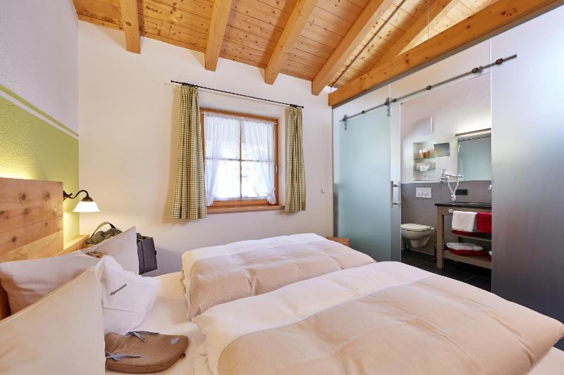 Apartment with Balcony image 4