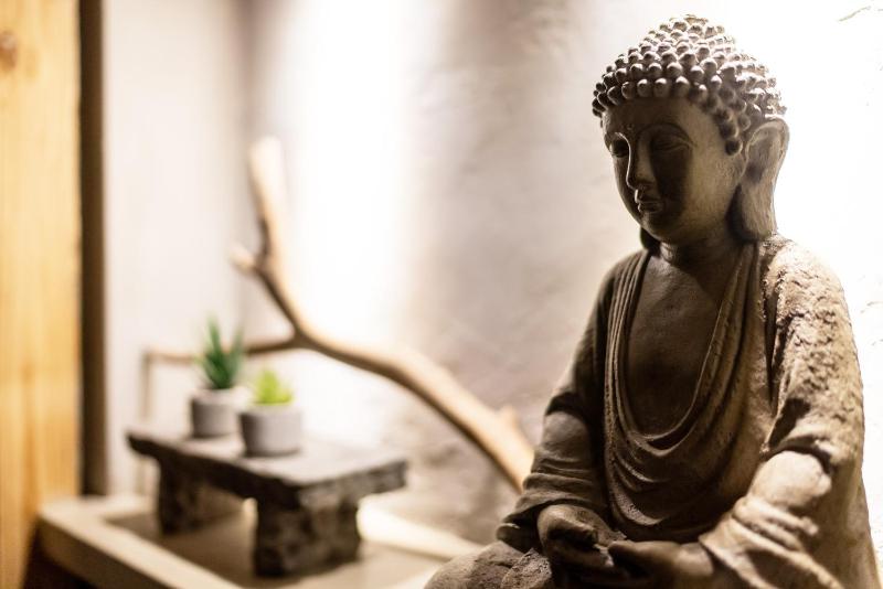 Zen House-only with shared bathroom-must contact us after booking - image 9