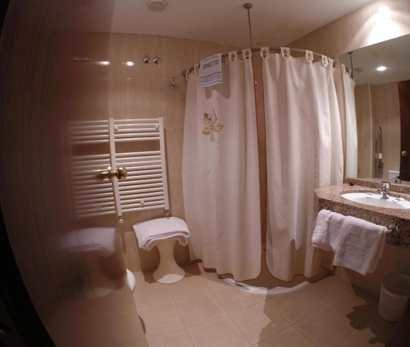 Double or Twin Room image 2