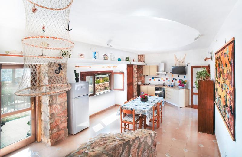 Superior Two-Bedroom Apartment with Sea View image 3