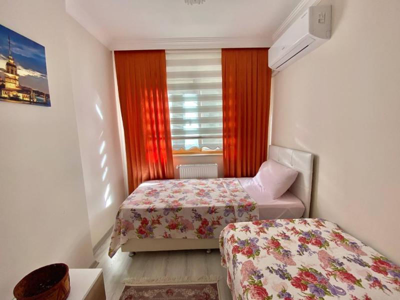 Apartment with Sea View image 4