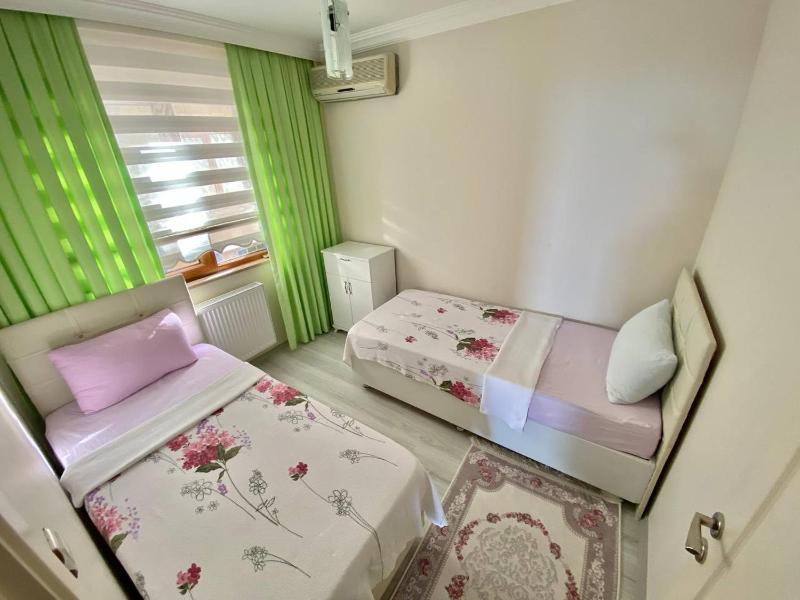 Apartment with Sea View image 3
