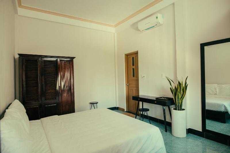 Double Room image 2