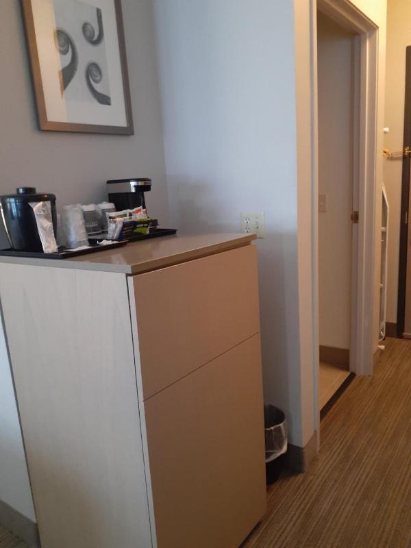 King Room - Non-Smoking image 4