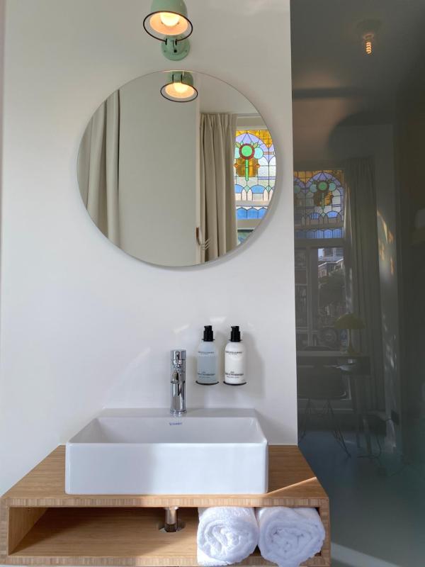 Quadruple Room image 3