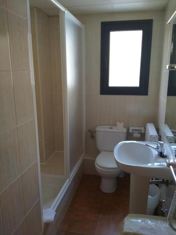 One-Bedroom Apartment image 3