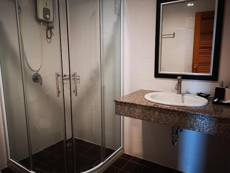 Seven Seas Hotel Patong Beach - image 16