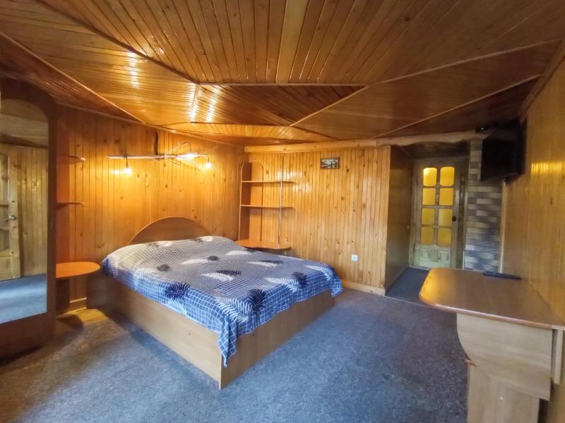 Double Room with Private Bathroom image 2