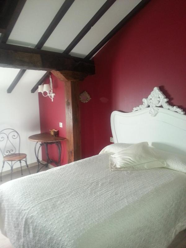 Double or Twin Room image 2