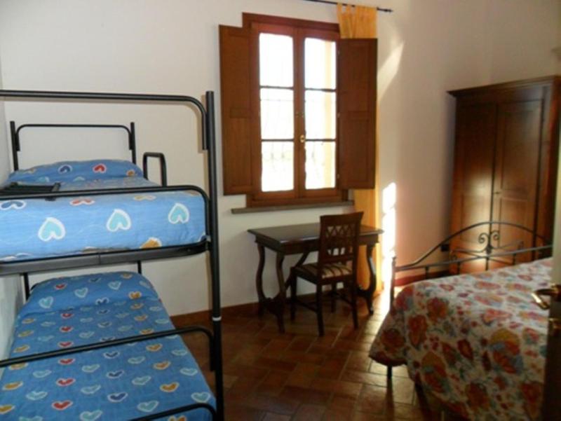 One-Bedroom Apartment - Ground Floor (6 Adults) image 1