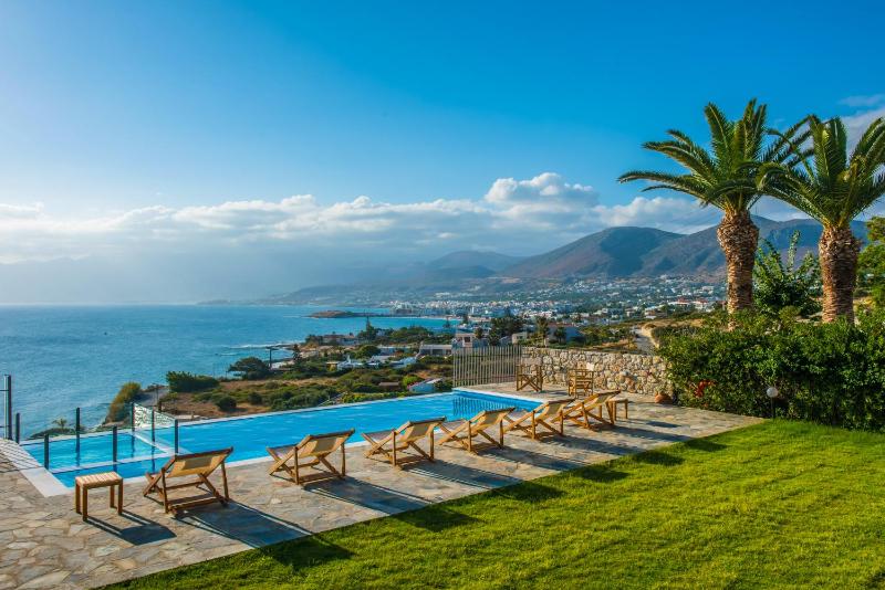 Almyra Seaside Villa with Private Pool - Sleeps 9 - image 24