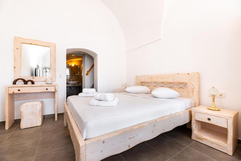 Two-Bedroom Villa image 4