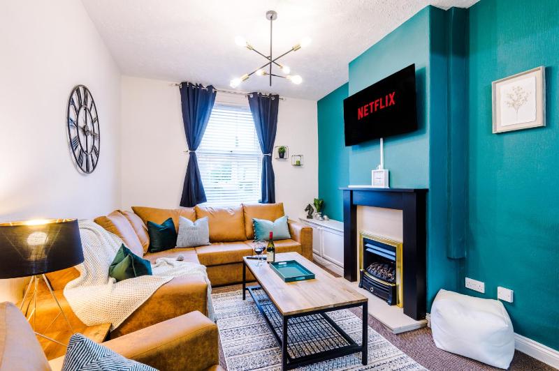 Smart home near Chester City Centre - image 19