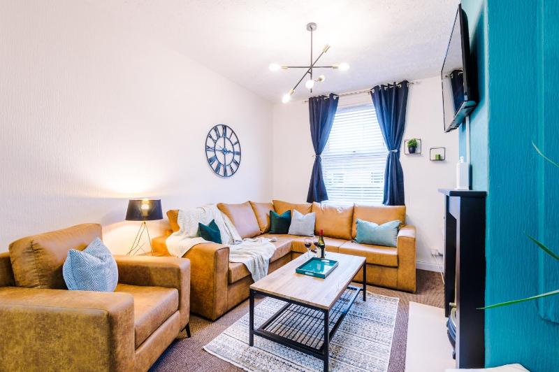 Smart home near Chester City Centre - image 5