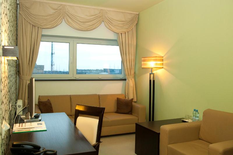 Apartment image 3