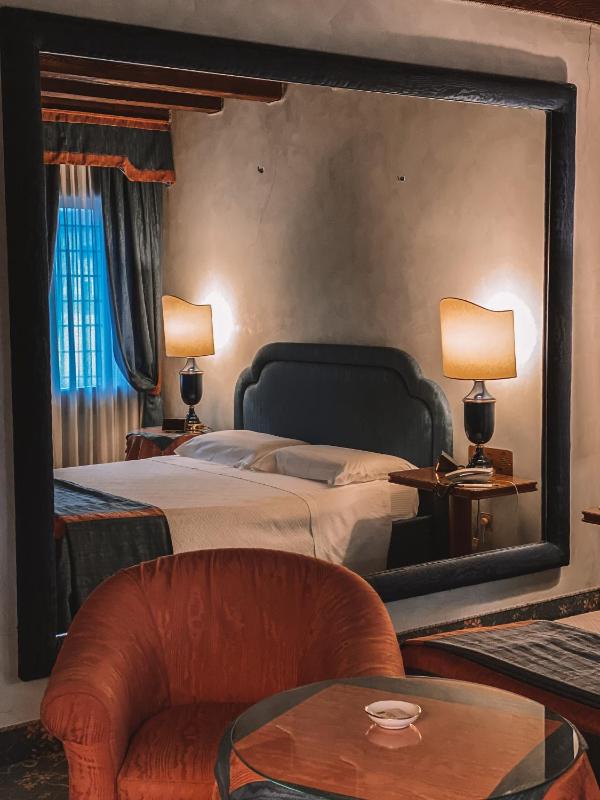 Classic Junior Suite image 4