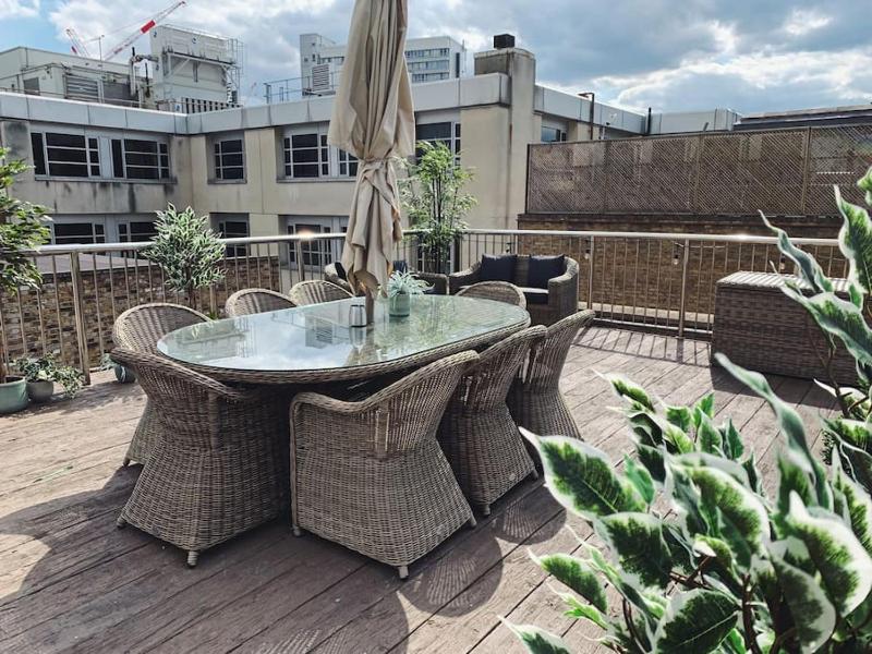 Penthouse Loft apartment with roof terrace Not for events or parties Images