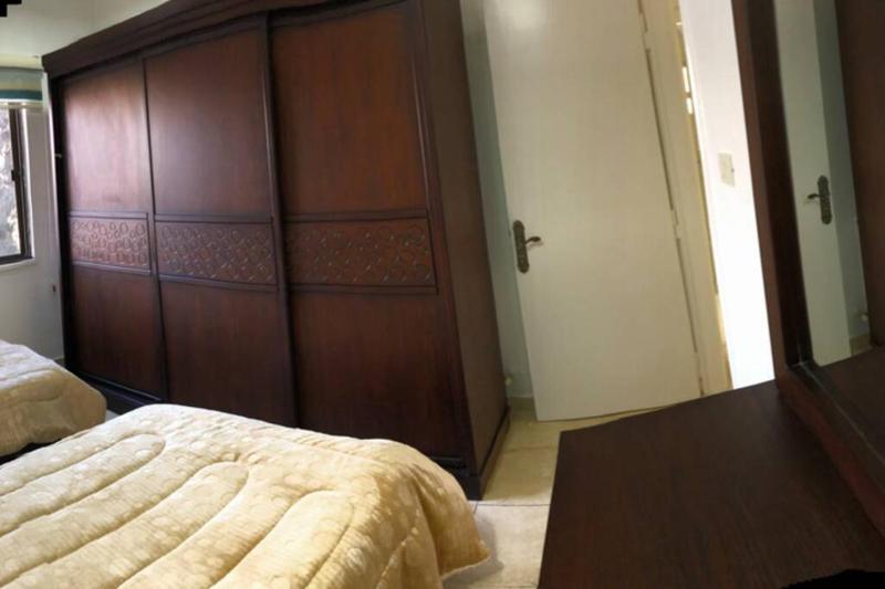 Apt 4 rent/A quiet neighborhood close to services - image 3