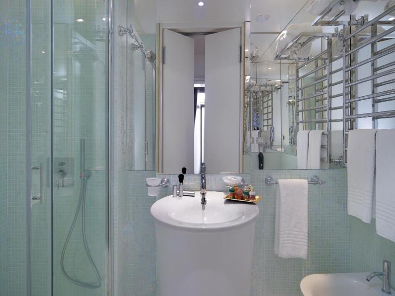 Deluxe Double Room - Annex image 2