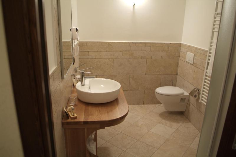 Double or Twin Room image 1