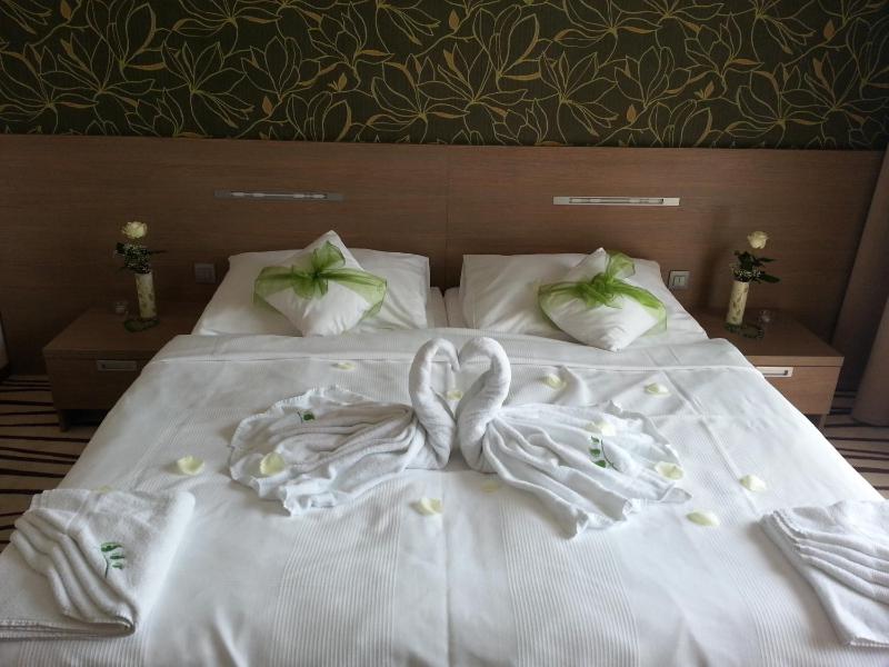 Executive Suite image 2