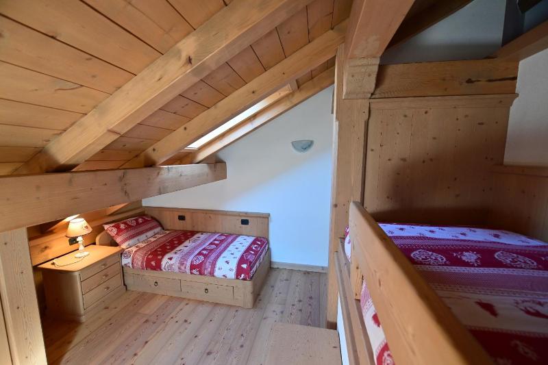 Two-Bedroom House image 4